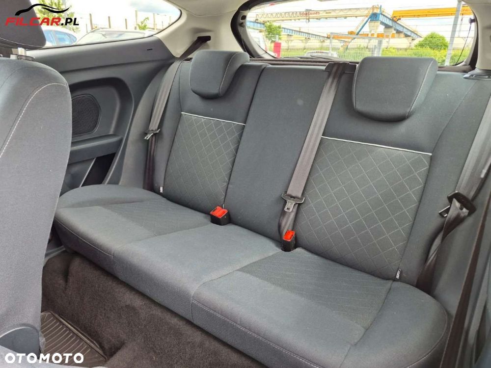 Ford Fiesta - 15