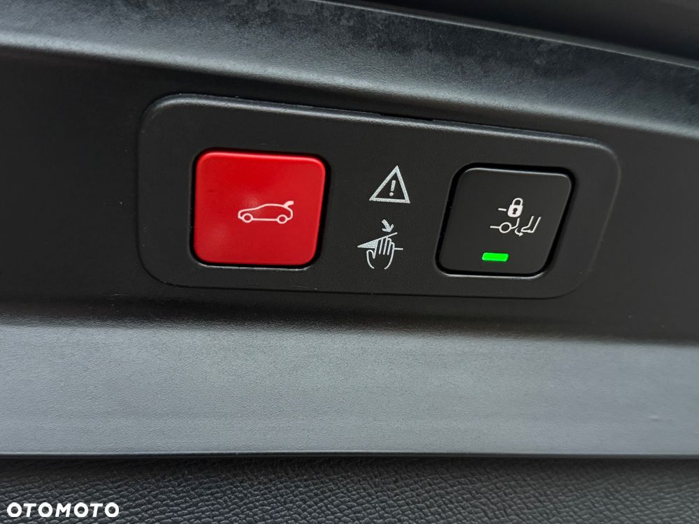 Peugeot 5008 BlueHDi 130 EAT8 GT - 21