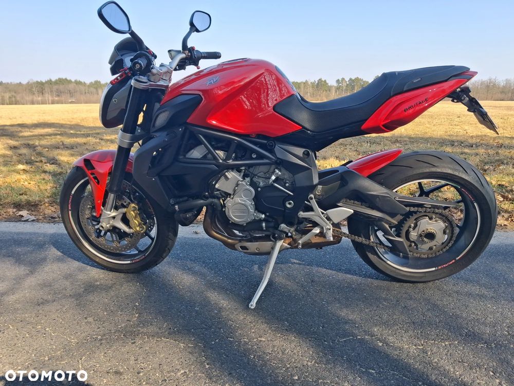 MV AGUSTA Brutale - 11