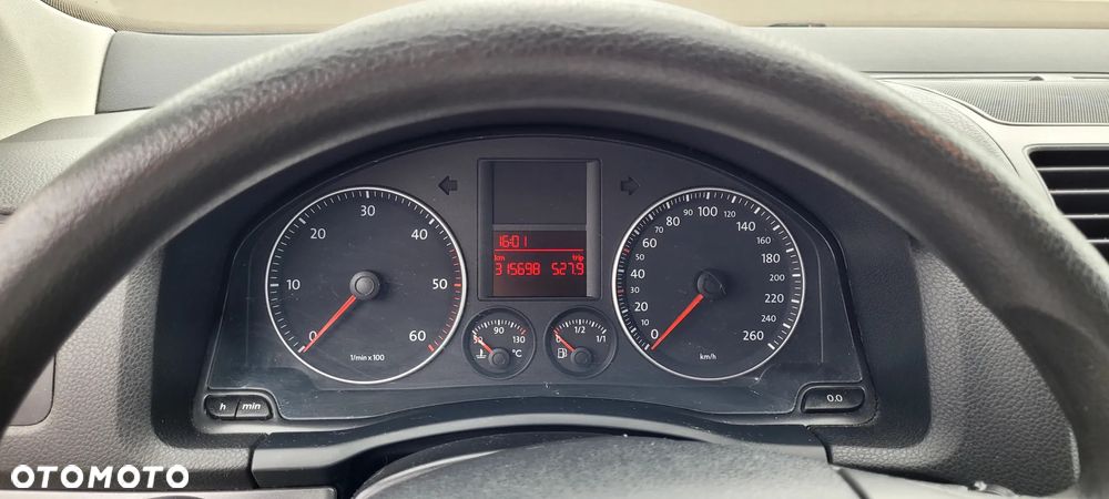 Volkswagen Golf V 1.9 TDI Comfortline - 6