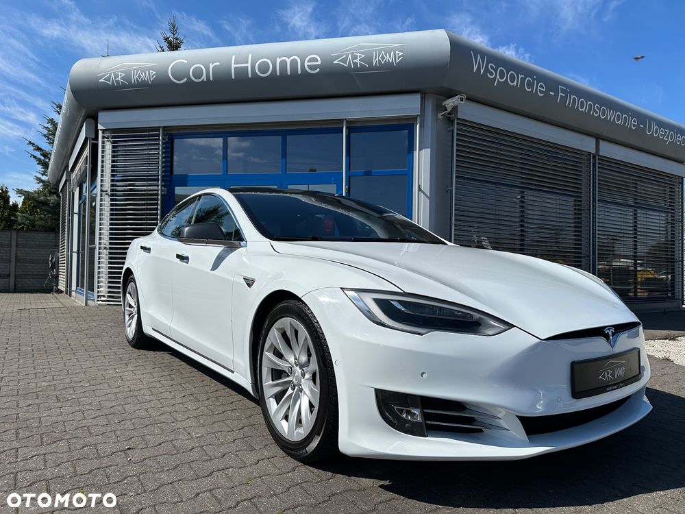 Tesla Model S 90 D - 4