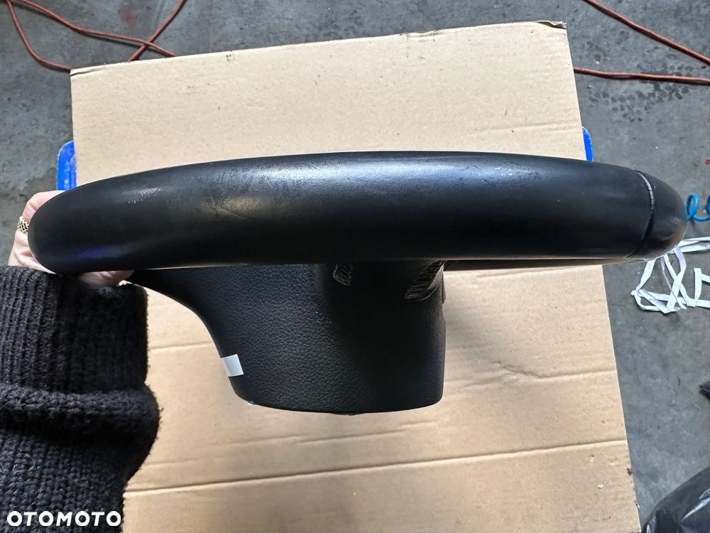Kierownica multifunkcyjna skóra VW Touran II, VW Tiguan I 1T0419091AC - 6