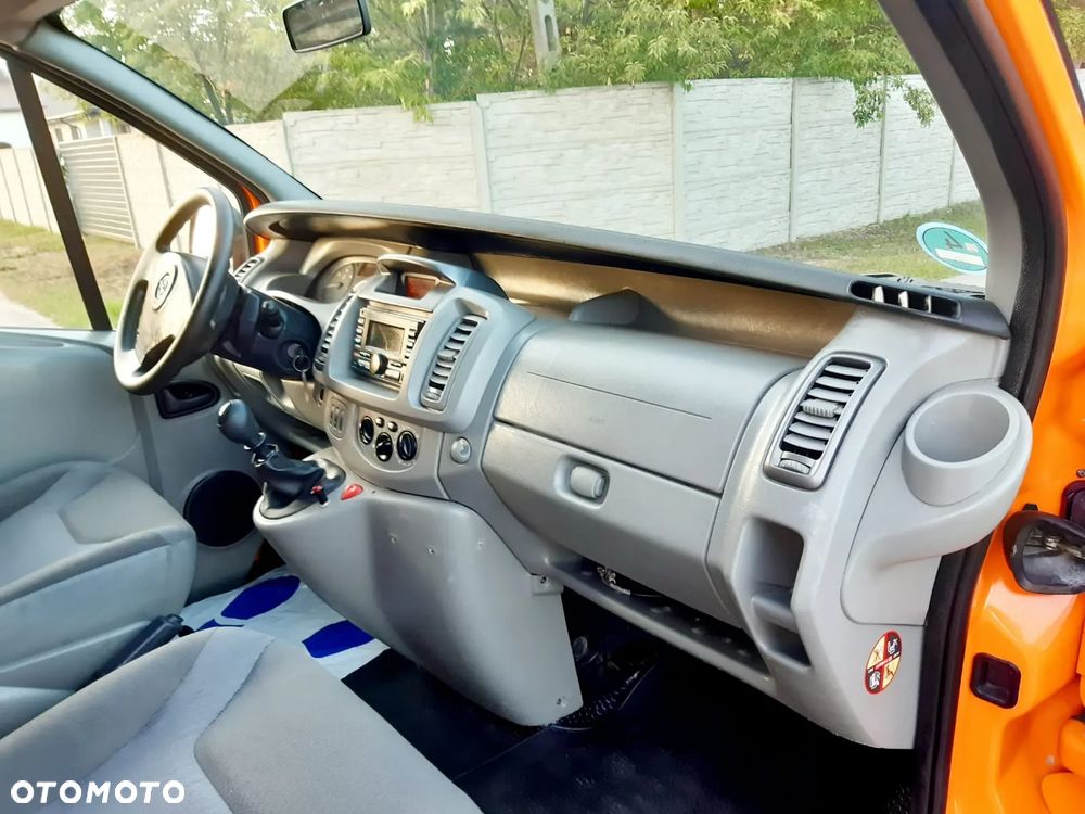 Opel Vivaro - 29