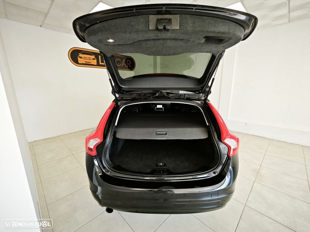 Volvo V60 D2 Geartronic Powershift Edition - 18