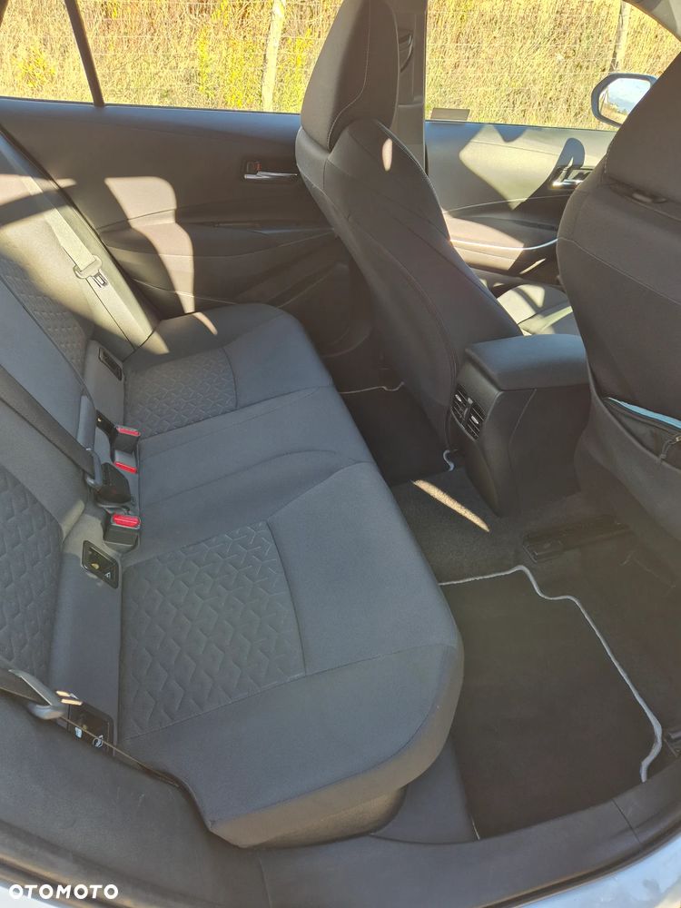 Toyota Corolla - 16