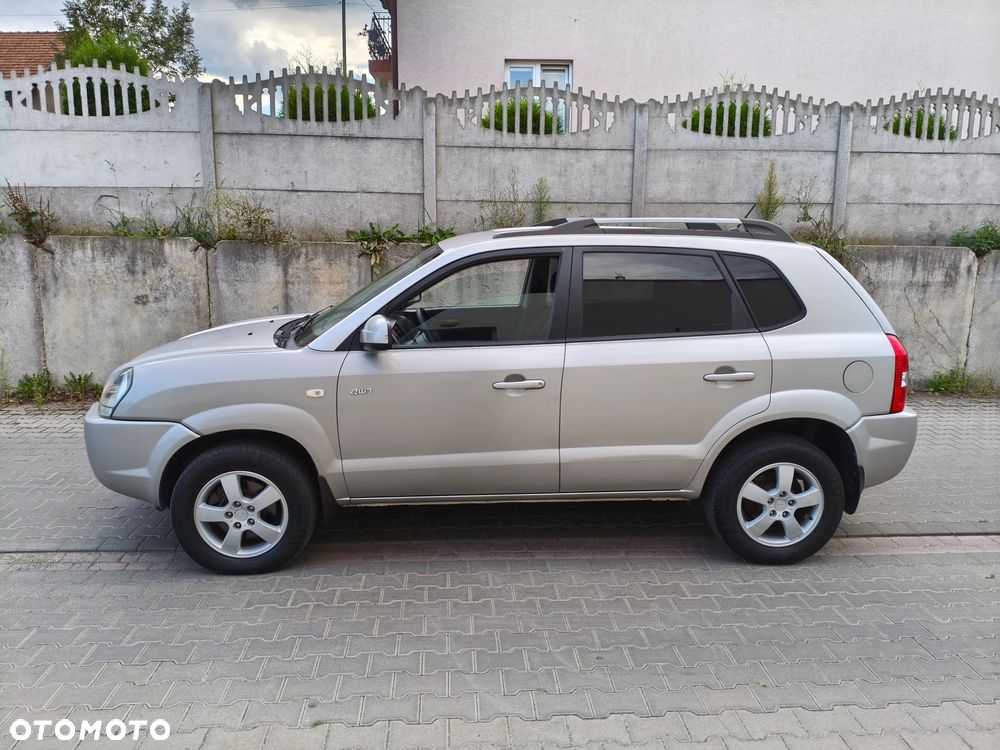 Hyundai Tucson 2.0 4WD GLS - 2