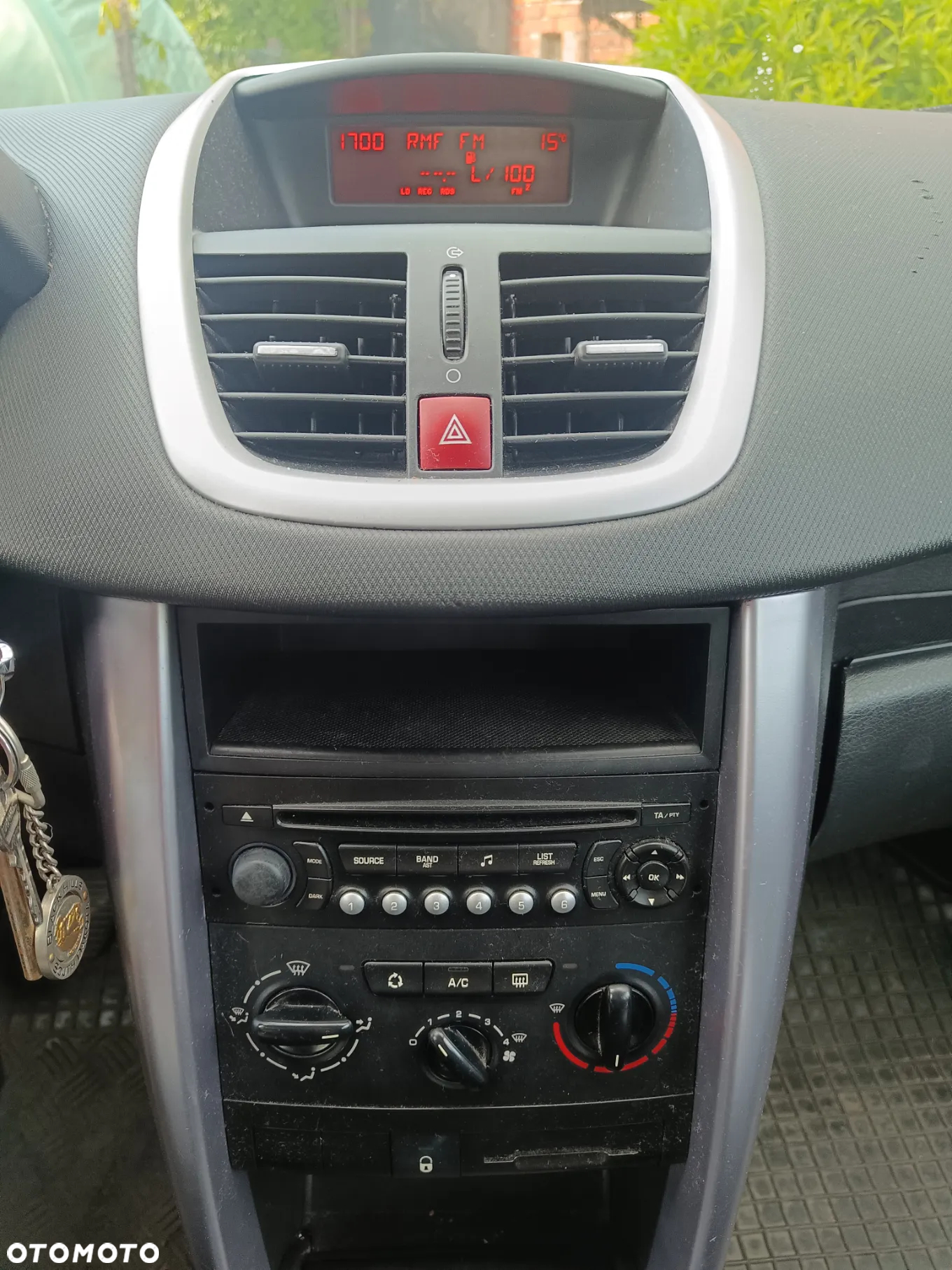 Peugeot 207 1.4 HDi Trendy - 9