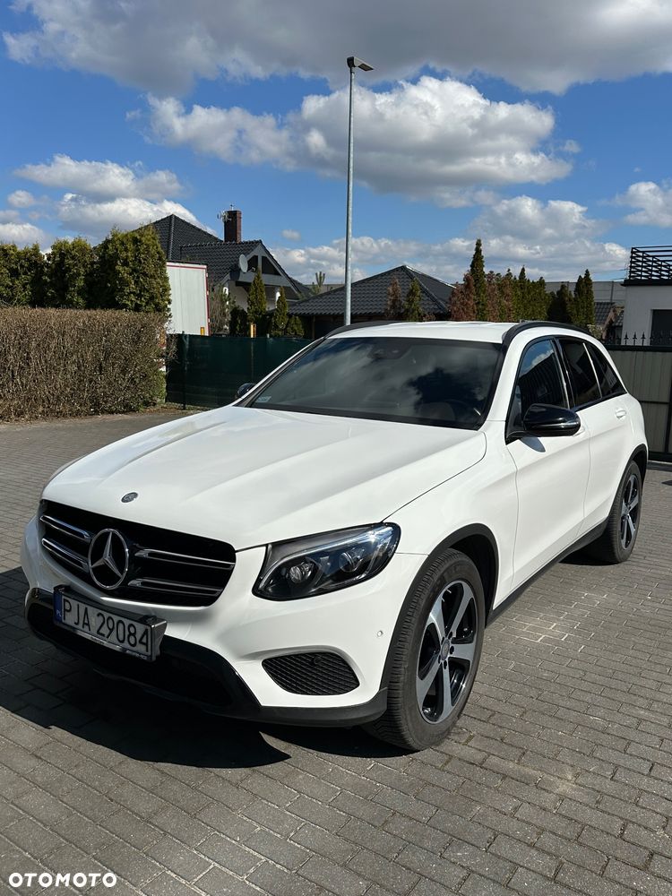 Mercedes-Benz GLC - 11
