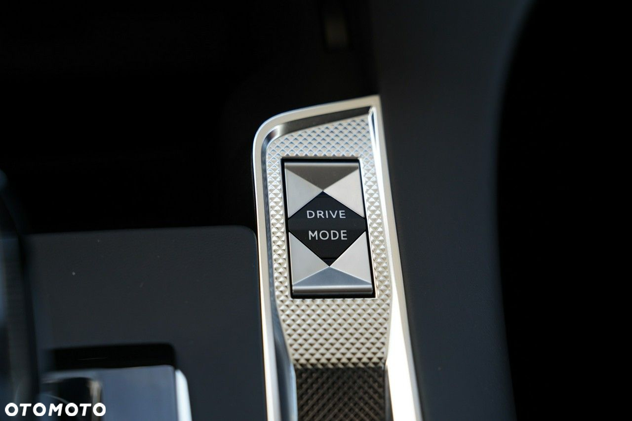 DS Automobiles DS 7 Crossback - 29