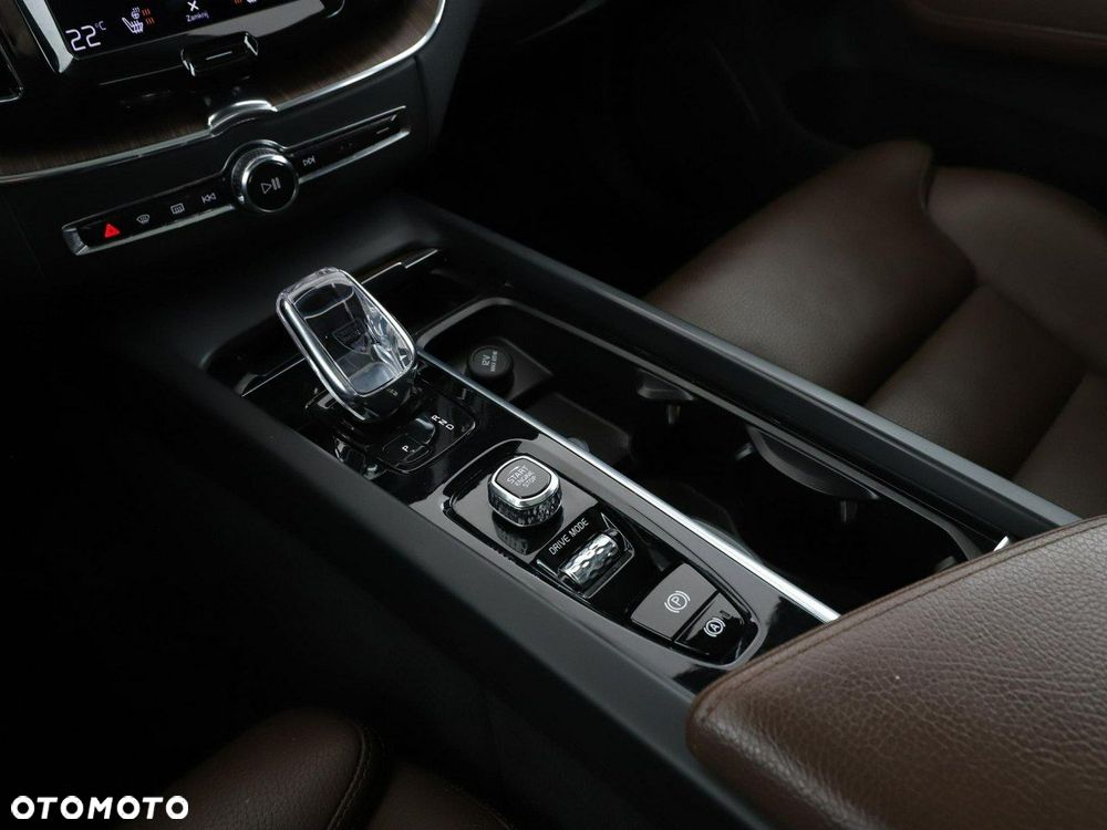 Volvo XC 60 T6 AWD Recharge Geartronic Inscription - 30