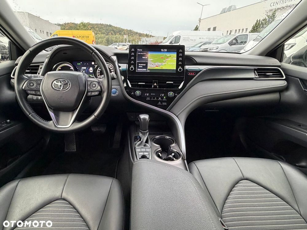 Toyota Camry 2024 photo 5