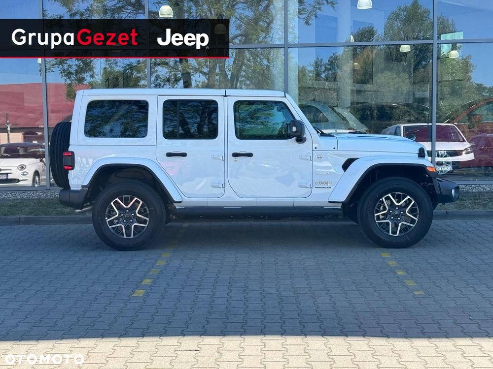 Jeep Wrangler - 2