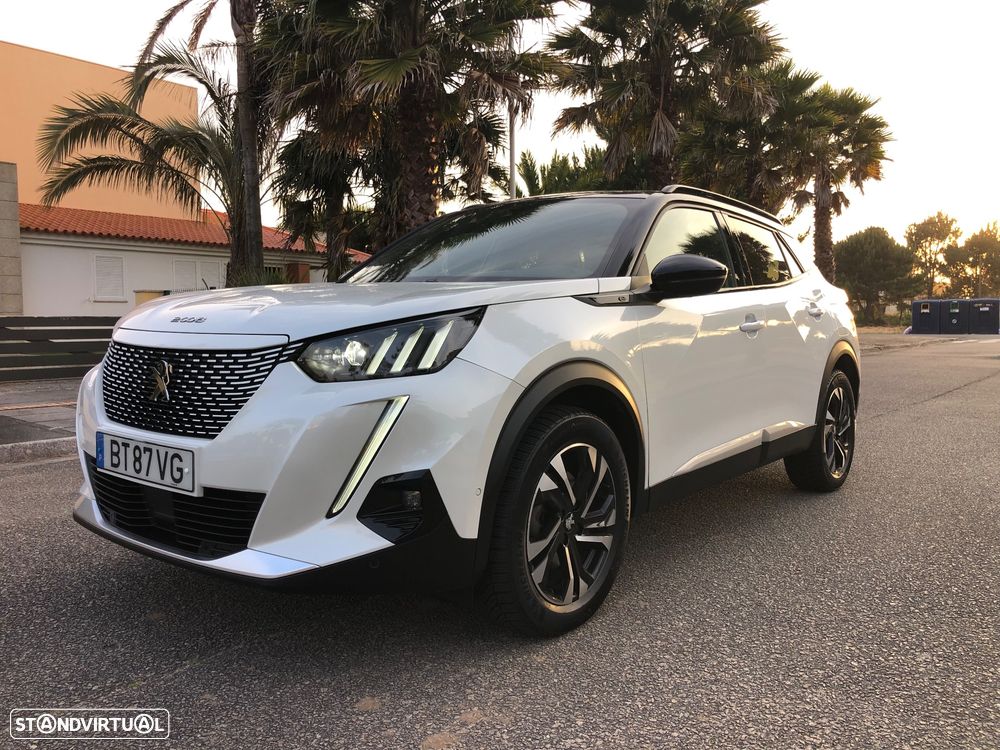 Peugeot e-2008 50 kWh GT - 55