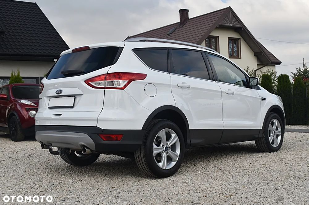 Ford Kuga 2.0 TDCi 2x4 SYNC - 8