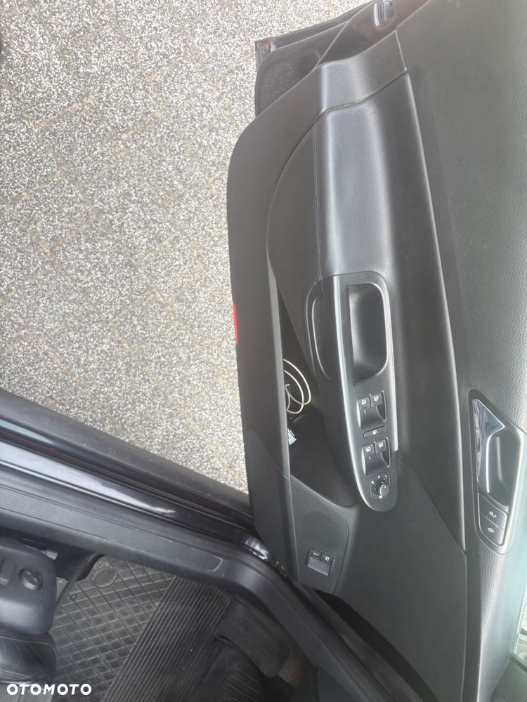 Volkswagen Passat 2.0 TDI DPF Highline DSG - 13