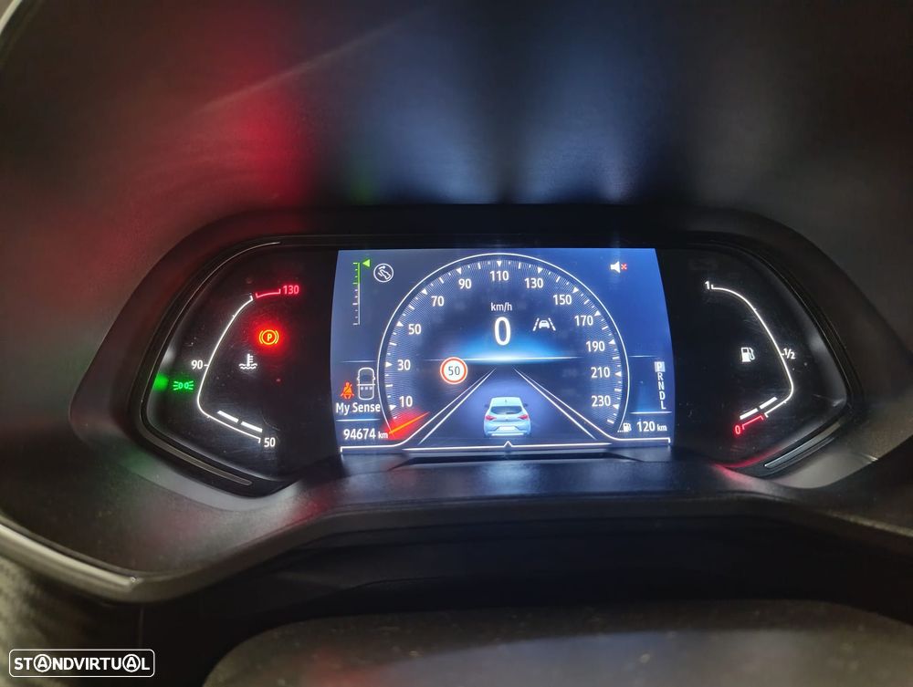Renault Clio 1.0 TCe RS Line CVT - 29
