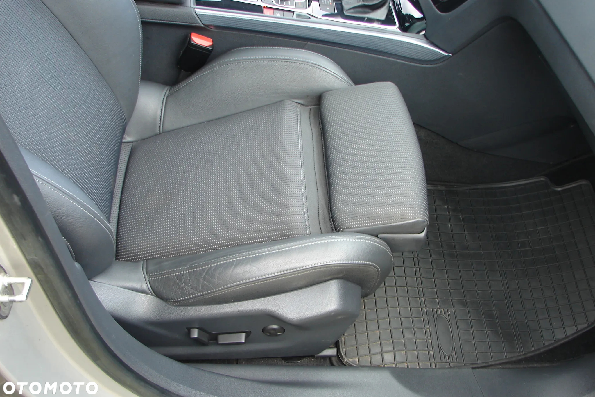 Peugeot 508 2.0 HDi Allure - 16