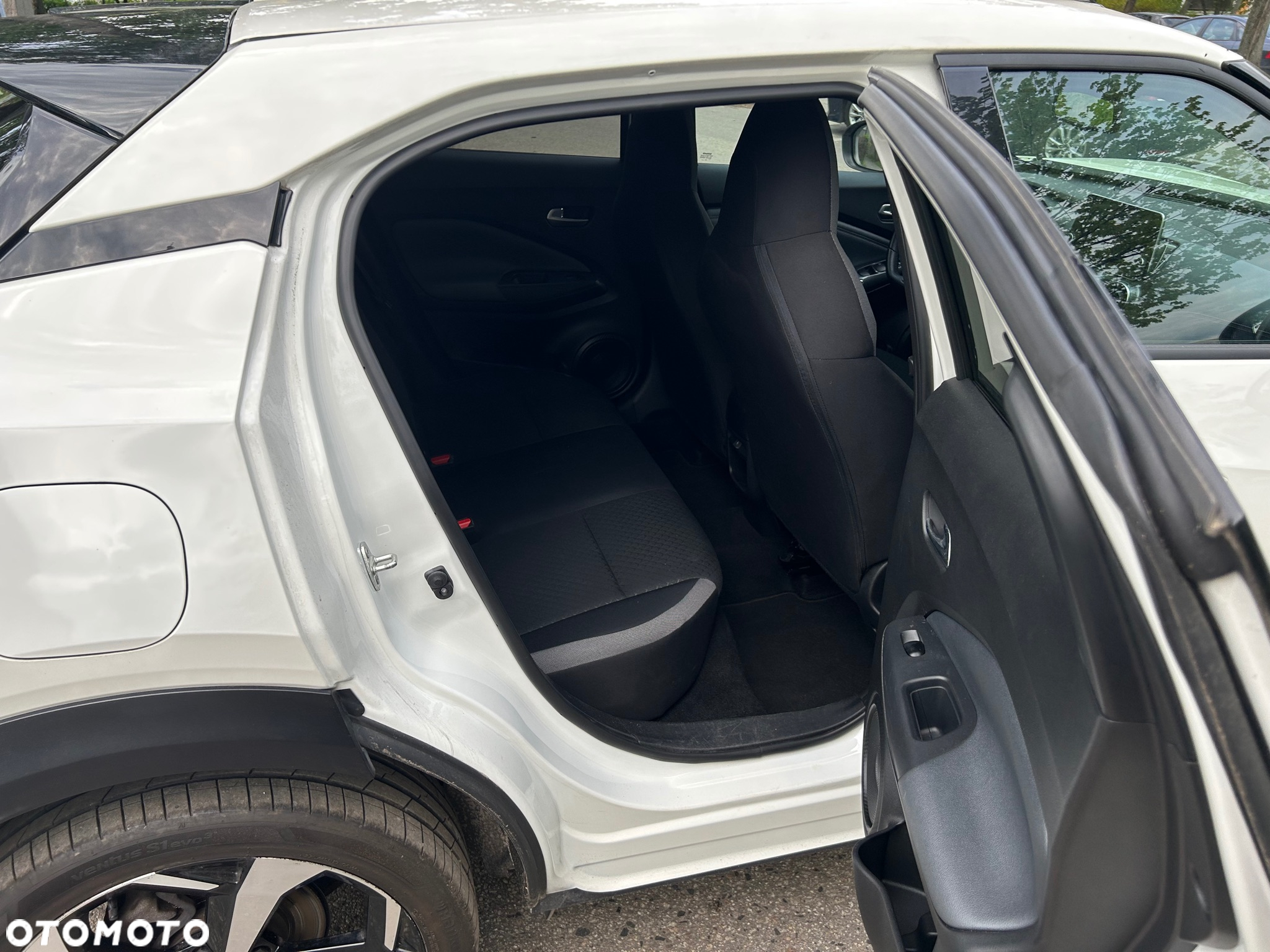 Nissan Juke 1.0 DIG-T N-Connecta DCT - 15