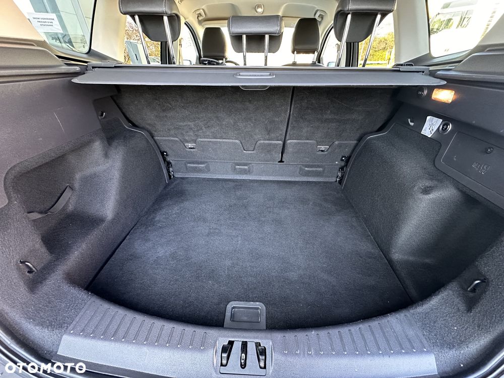 Ford Kuga 2.0 TDCi 4x2 Titanium - 30