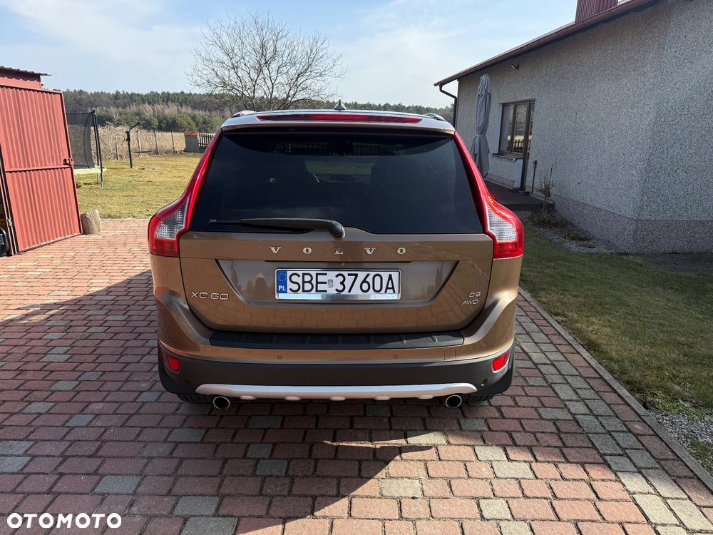 Volvo XC 60 D5 AWD Summum - 6