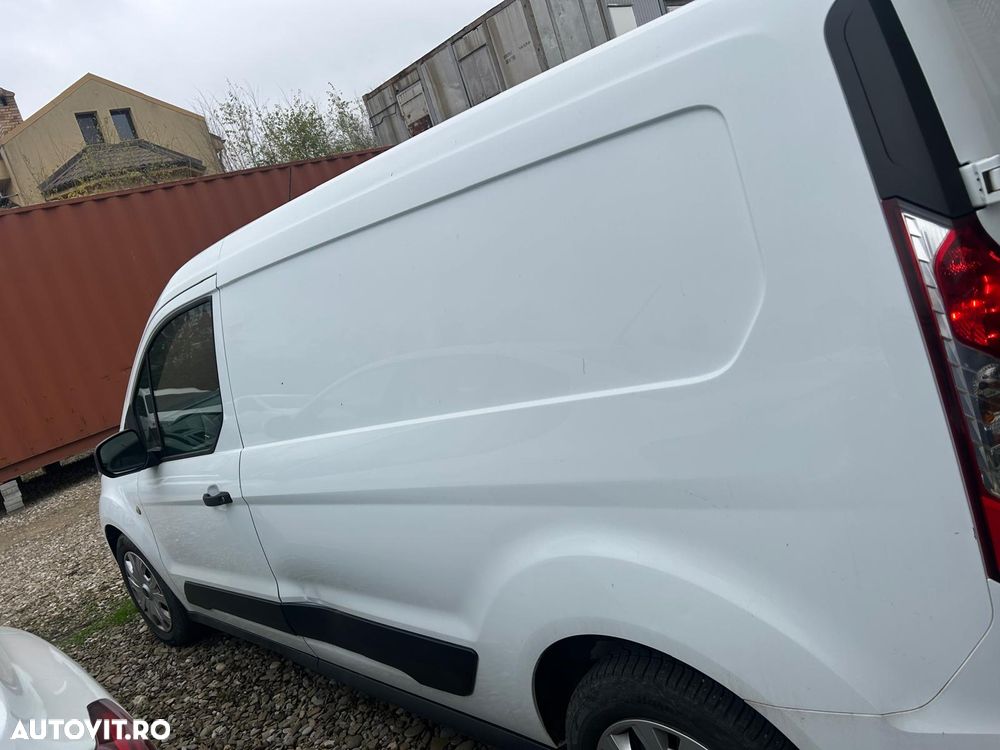 Ford Transit Connect - 8
