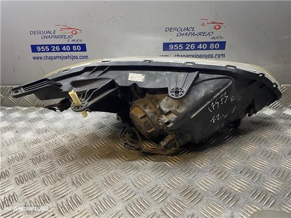 FAROL ESQUERDO SSANGYONG KORANDO - 2