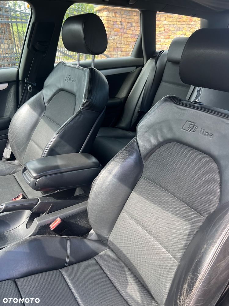 Audi A4 Avant 2.0 TDI DPF - 9