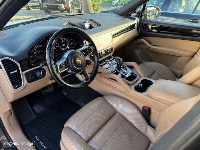 Porsche Cayenne E-Hybrid Tiptronic S - 46