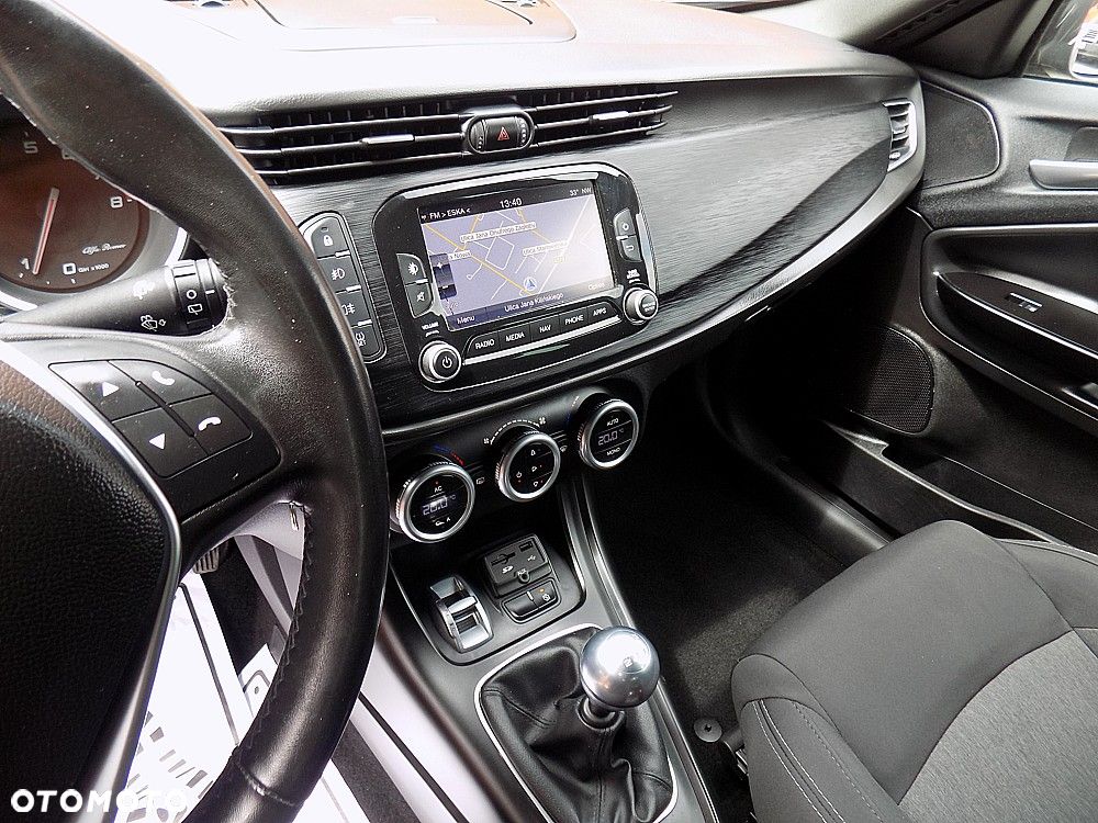 Alfa Romeo Giulietta 1.4 TB 16V Turismo - 13