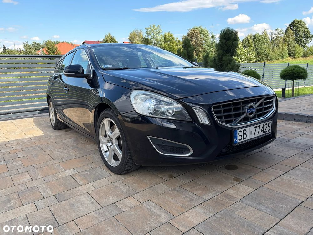 Volvo V60 2.0T Summum - 4