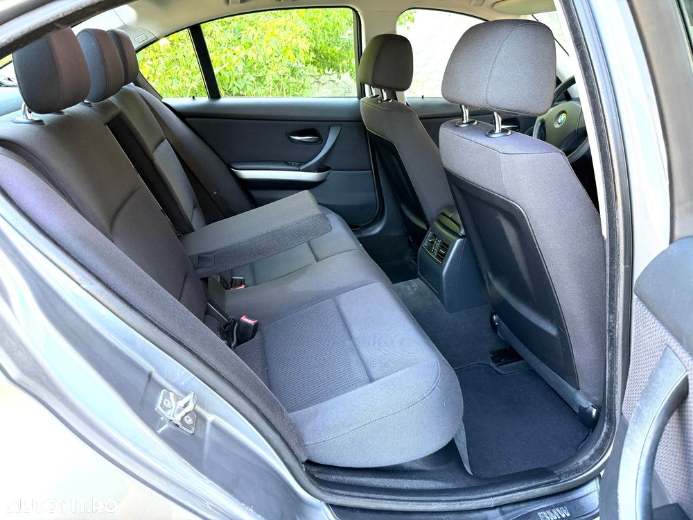 BMW Seria 3 318d DPF - 11