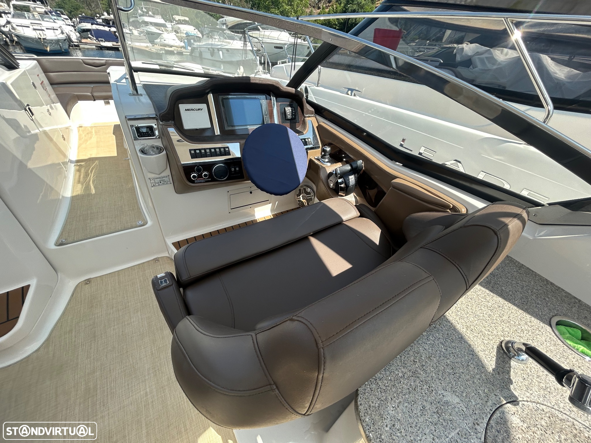 Chaparral 337 SSX - 31