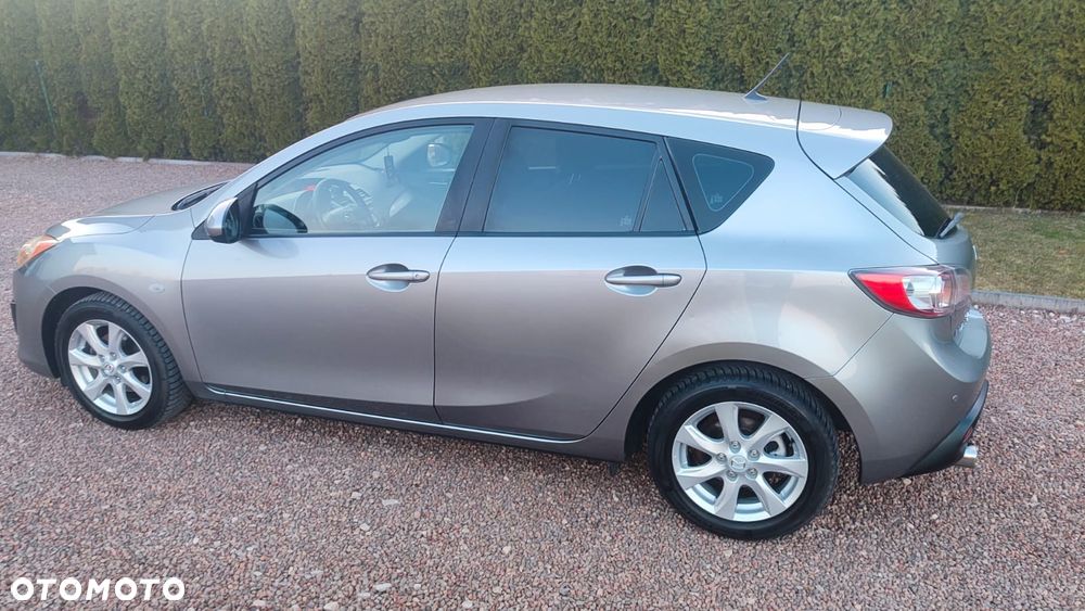 Mazda 3 1.6 CD Exclusive + - 12