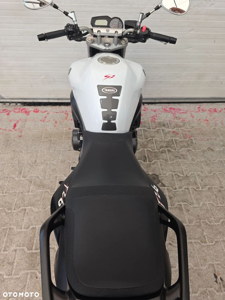 Yamaha FZ - 25
