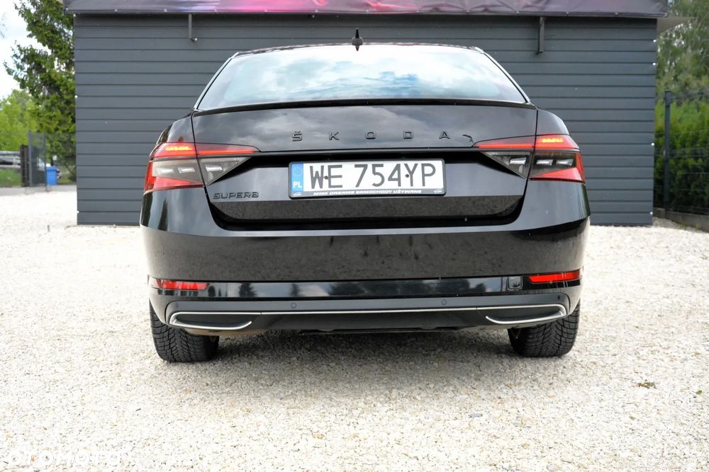 Skoda Superb 2.0 TDI SCR Sportline DSG - 6