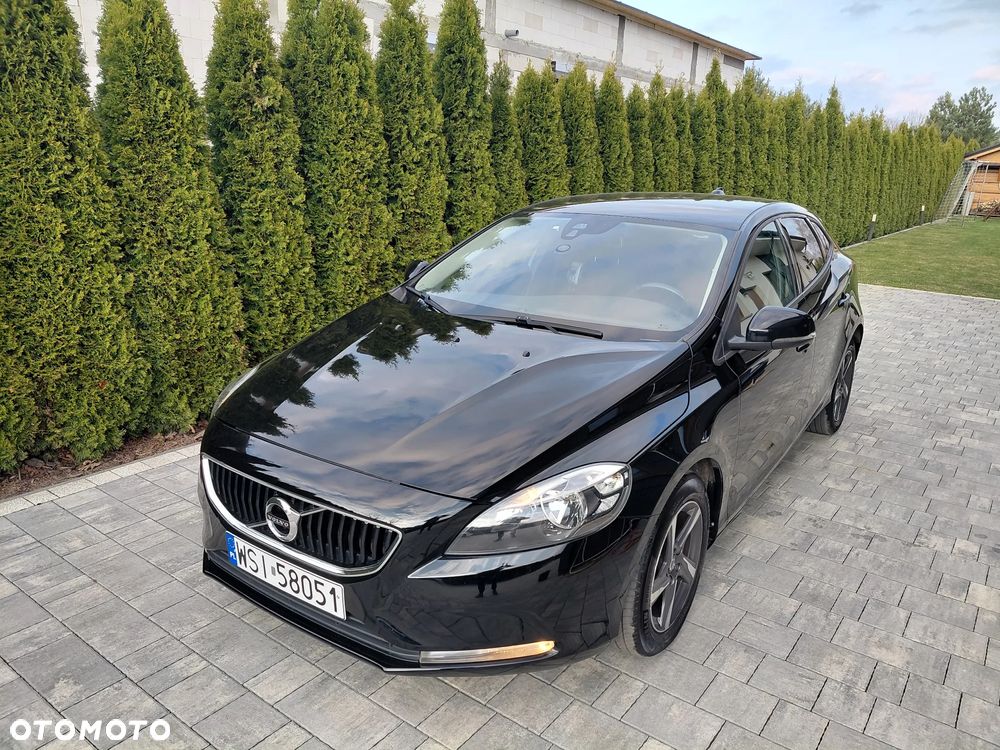 Volvo V40 T2 Summum - 1