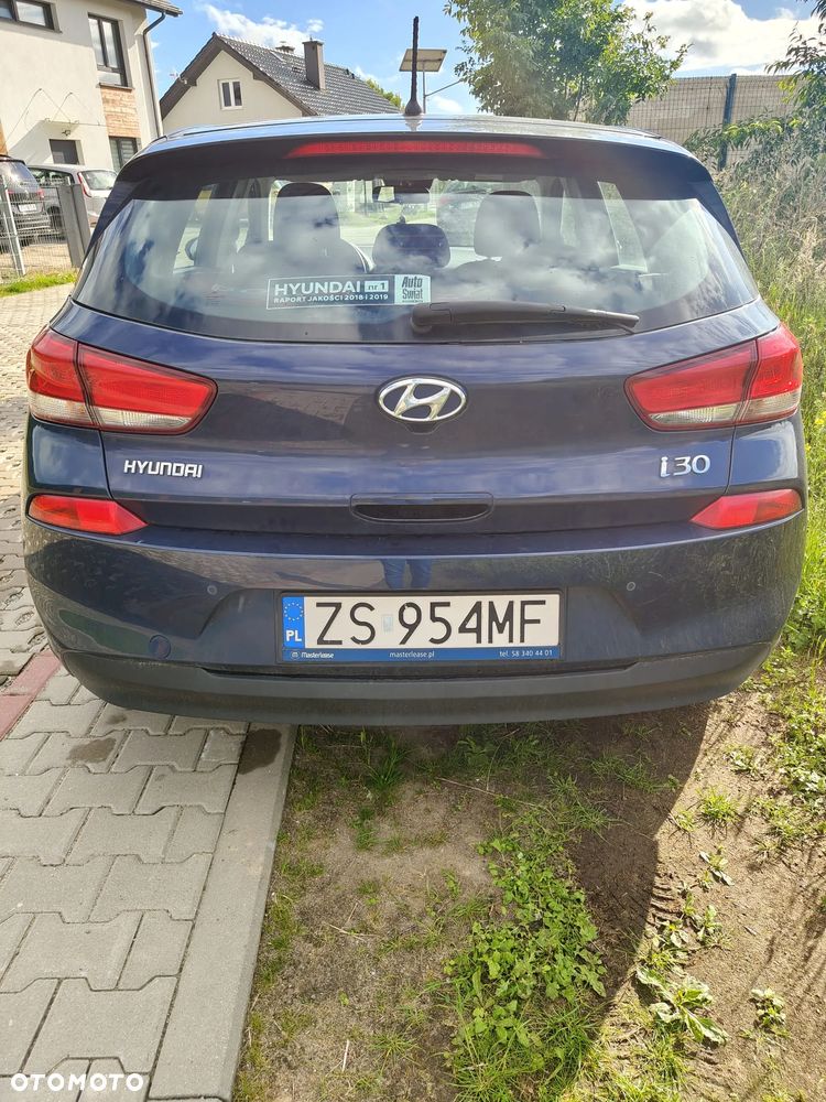 Hyundai i30 1.4 Classic + - 3