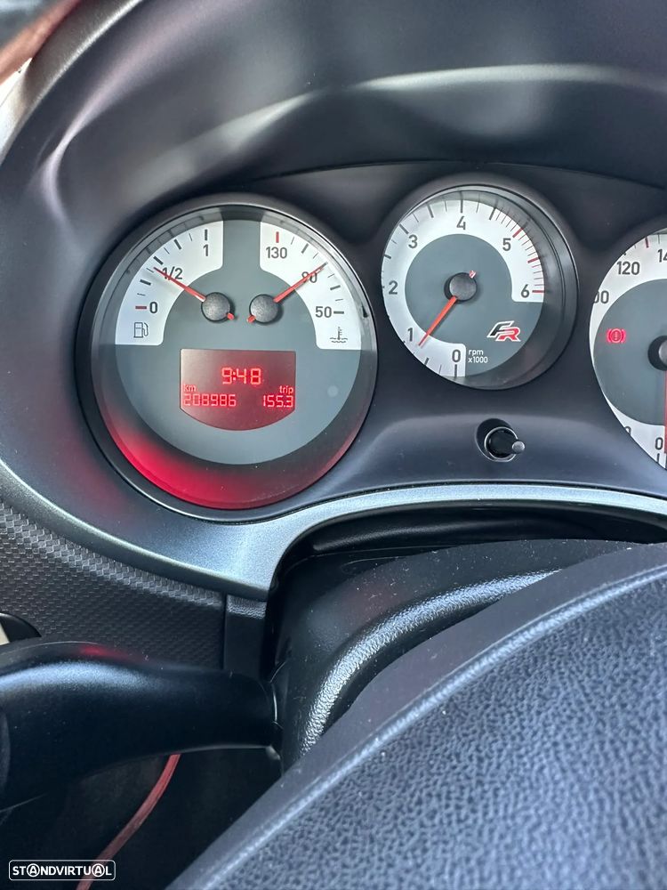 SEAT Leon 2.0 TDI FR - 8