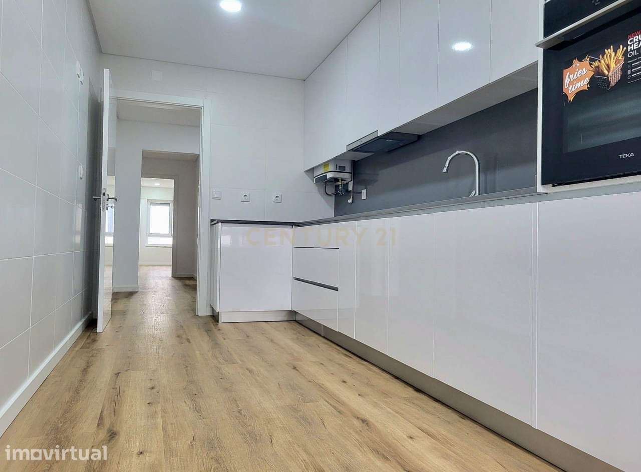 Apartamento T3 remodelado - Grande imagem: 4/22