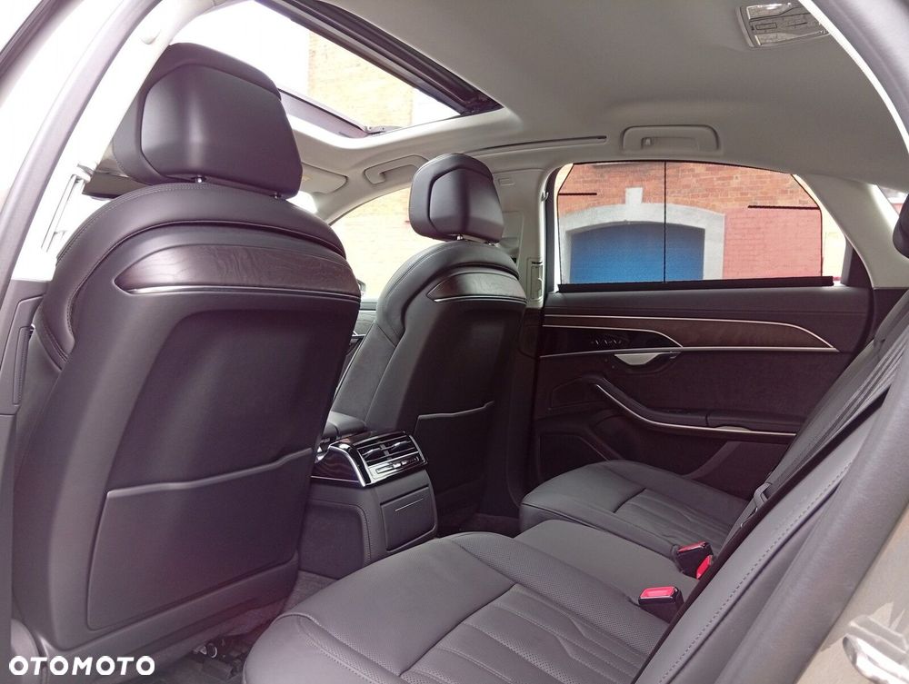 Audi A8 - 10