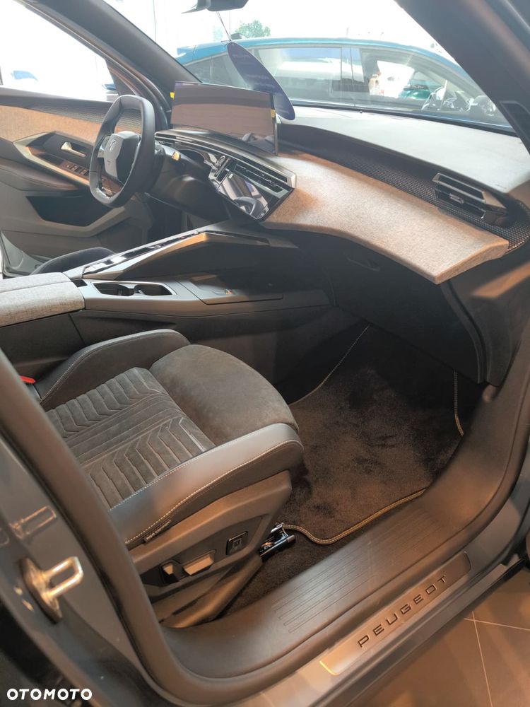 Peugeot 3008 1.2 PureTech mHEV GT E-DCS6 - 13
