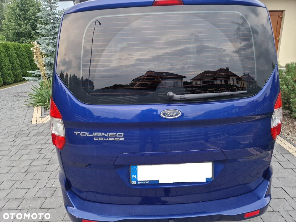 Ford Tourneo Courier 1.5 TDCi Trend - 2