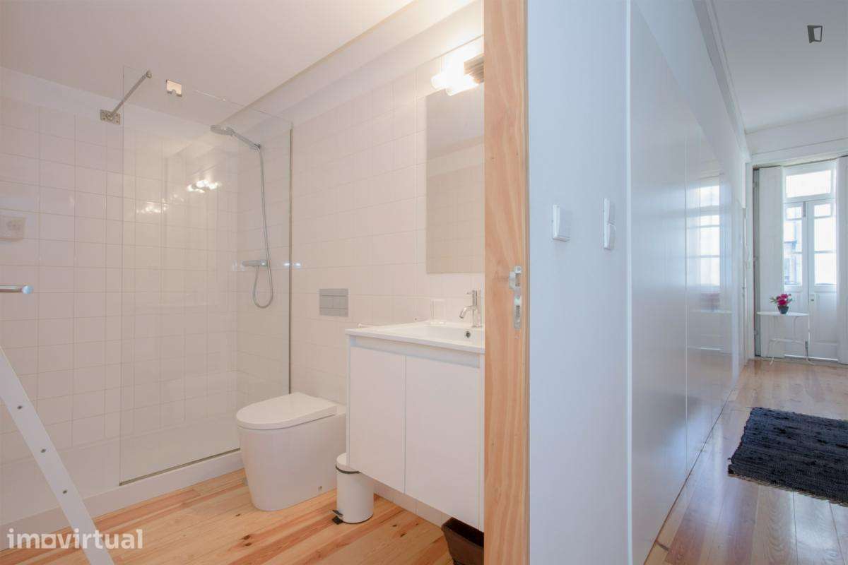Apartamento com 2 quartos - localizado em Santo Ildefonso Porto - Grande imagem: 3/35