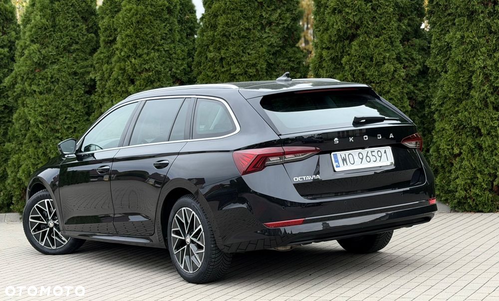 Skoda Octavia 2.0 TDI Sportline DSG - 18