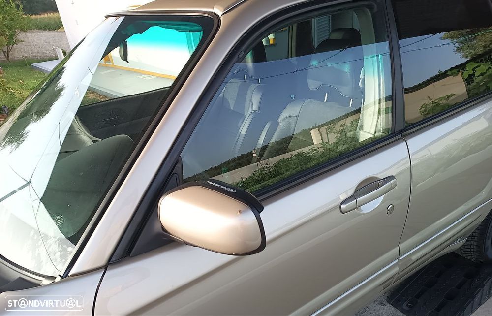 Subaru Forester 2.0 T XT - 4