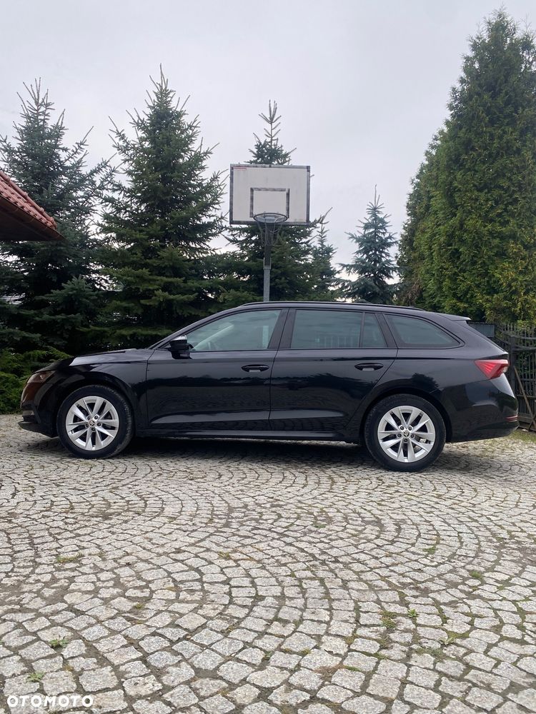 Skoda Octavia 2.0 TDI DSG Selection Plus - 2