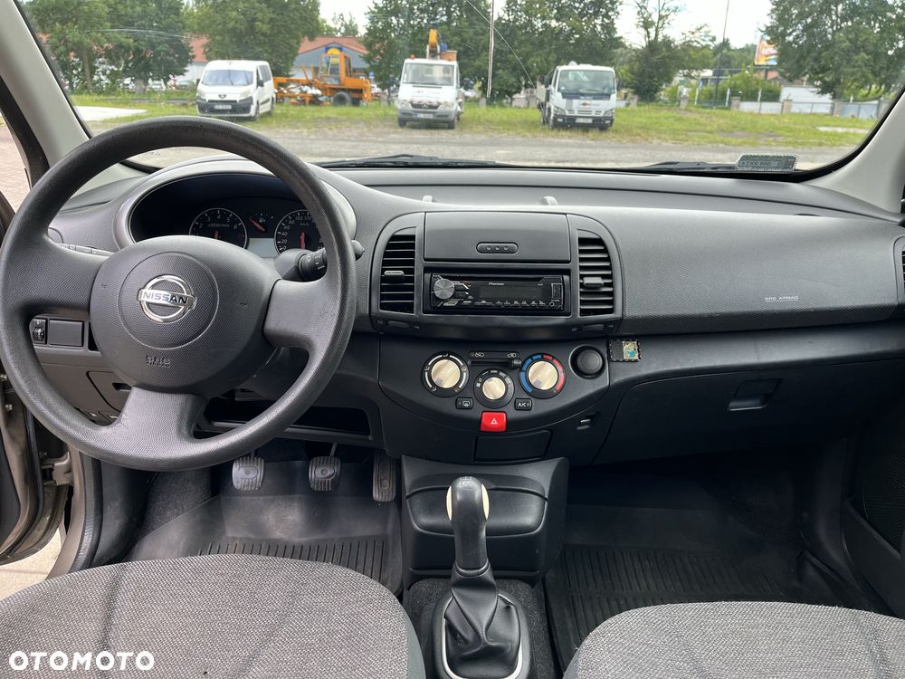 Nissan Micra - 2