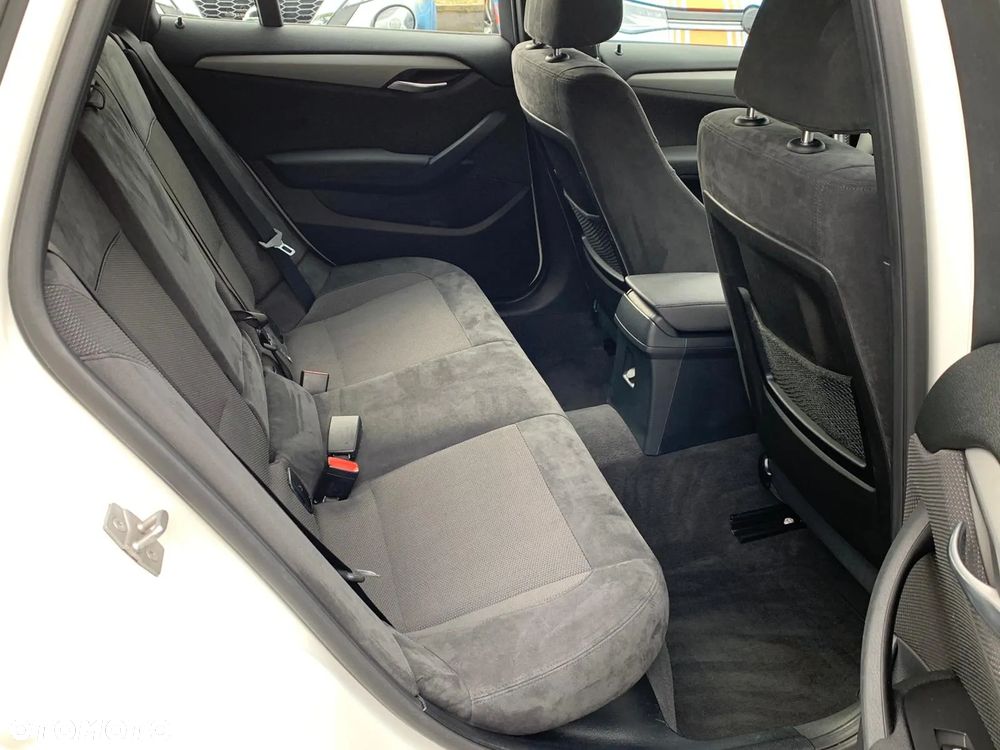 BMW X1 xDrive20d - 15