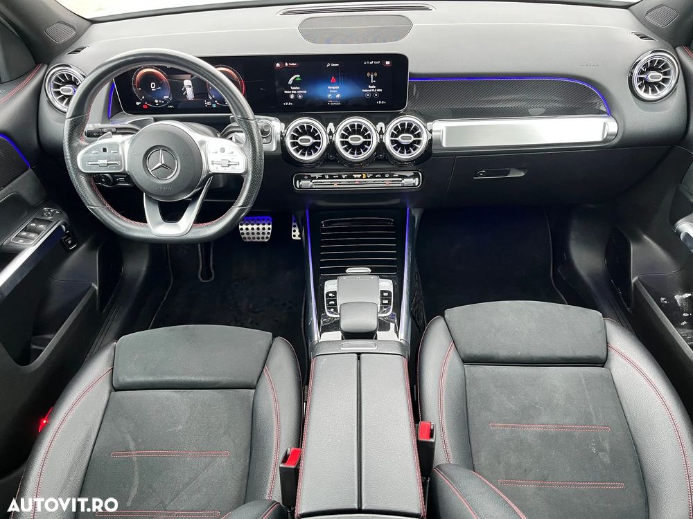 Mercedes-Benz GLB - 13