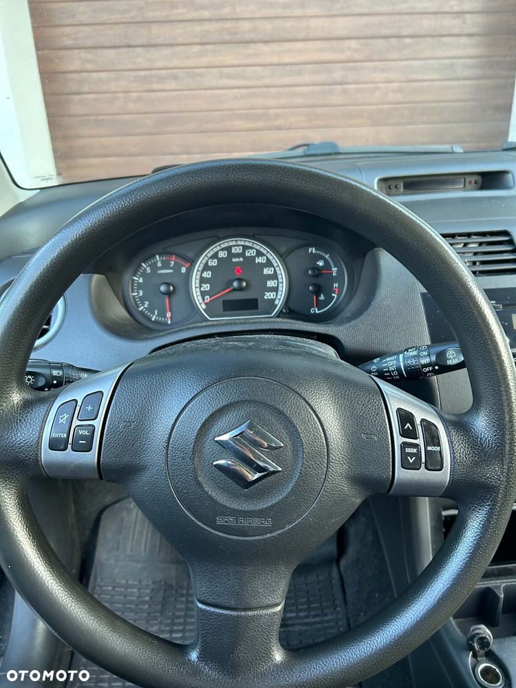 Suzuki Swift 1.5 GS - 9